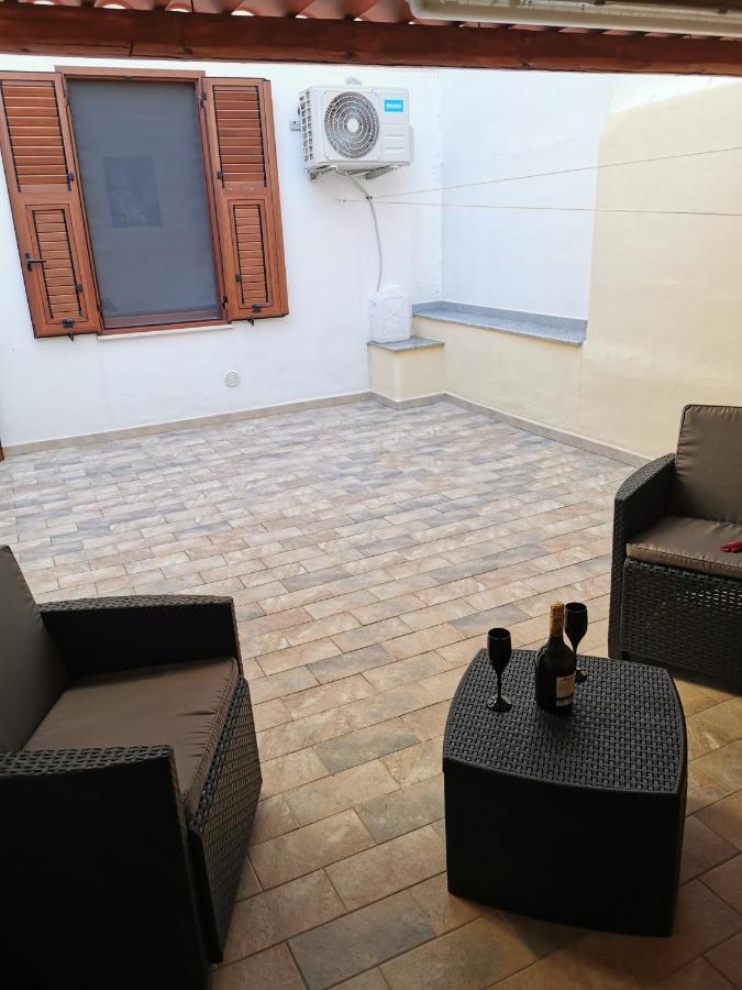 Casa Di Molly Al Centro Di Alghero Exterior photo